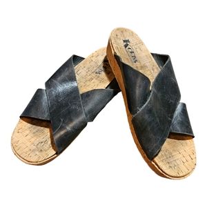 KORKS Black Leather Sandals sz 9